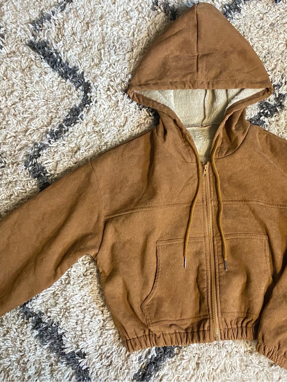 Cropped Corduroy Jacket— Romwe
